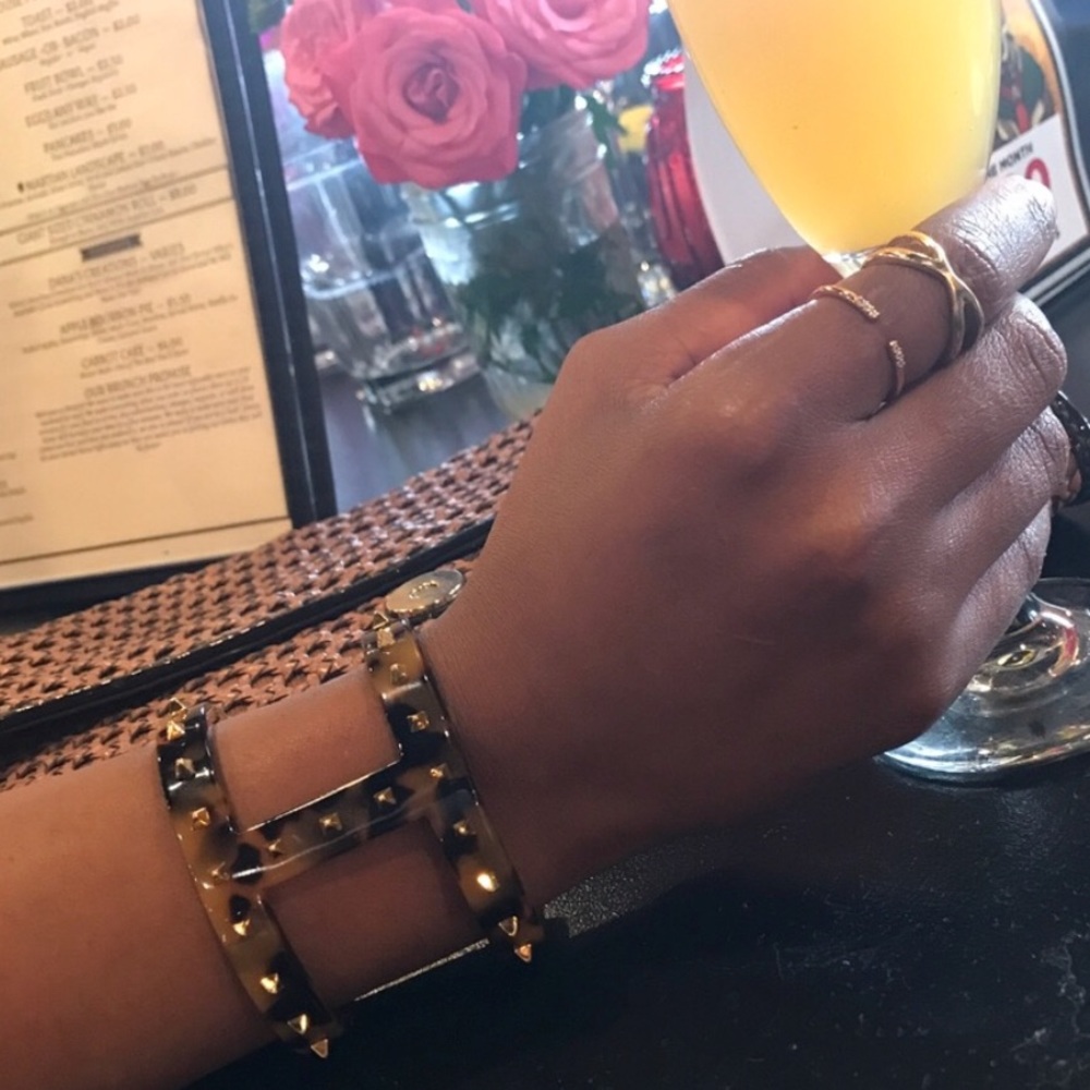 Vince Camuto Tortoise shell bangle